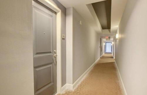 Boynton Beach House | One Bedroom In Lux Condo,casa Costa! Wbeachpass!