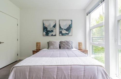 Minor Apartment | One bedroom luxury apartment (Gym, Wifi, Parking, Rooftop Deck)