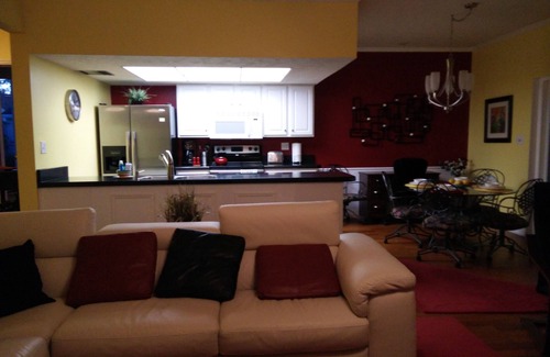 Saddlebrook Apartment | ONE BEDROOM NICE 1 AND 1/2 BATH WITH LARGE SCREEN PORCH