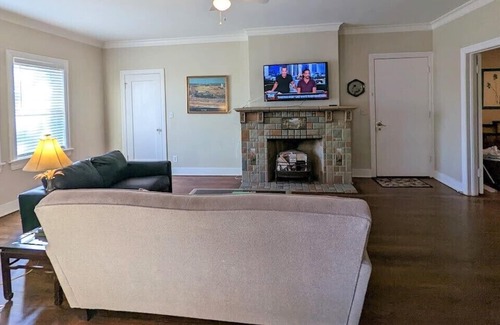 Lincoln Terrace House | One Bedroom - OU Medical Center