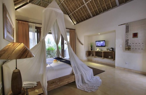 Pengosekan Resort | One Bedroom Pool Villa with Beautiful for Honeymoon Couple