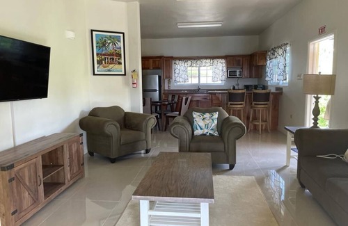 Whitehouse Villa | One Bedroom self contained suite on the beach