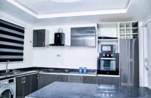 Jabi House | One Bedroom Serviced Apartment Lifecamp