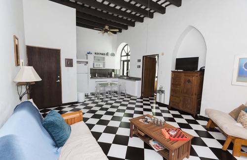 Old San Juan Apartment | One Bedroom Spacious Apartment
