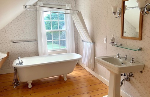 Waitsfield Other | One bedroom suite in historic farmhouse