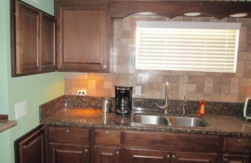 Desert Hot Springs House | One bedroom house quiet and comfy with accommodations for up to four people