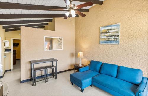 La Grande Princesse Apartment | One blue Caribbean View condo