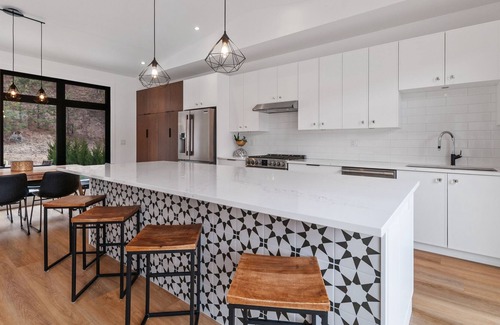 Okanagan-Similkameen House | One floor living steps from Skaha Lake, KVR trail, only 7 min from Penticton