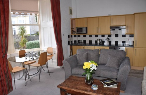 Rothesay Apartment | One Marine Place