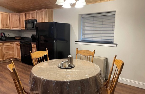 Mora House | One mile off Hwy518 and minutes to Mora