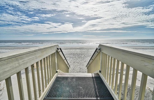 Garden City House | One Ocean Place 705