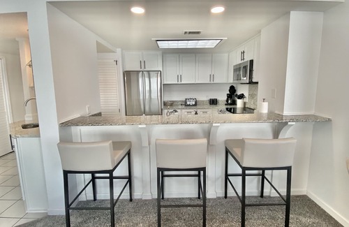 Garden City Condo | One Ocean Place , Newly renovated and spectacular 3 bedroom corner unit