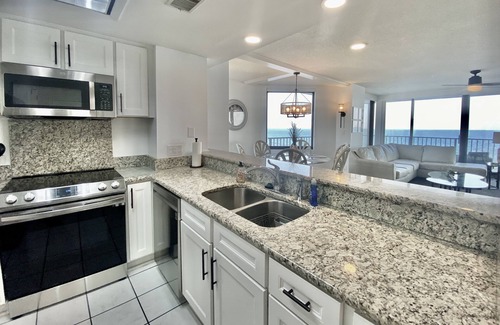 Garden City Condo | One Ocean Place , Newly renovated and spectacular 3 bedroom corner unit