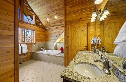Pittman Center Cabin | One Of A Kind Ultra Luxe Masterpiece