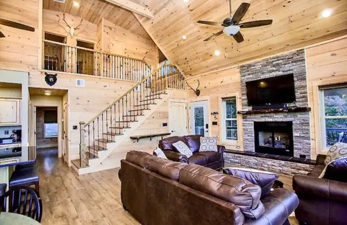 Frank Cabin | One-of-kind Views! Stunning Sunsets! Highly Sought after Location!