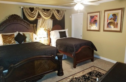 Montgomery Apartment | ONE OF THE BEST BARGAINS IN TOWN 50.00 A DAY