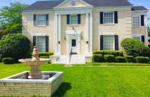 Montgomery Apartment | ONE OF THE BEST BARGAINS IN TOWN 50.00 A DAY
