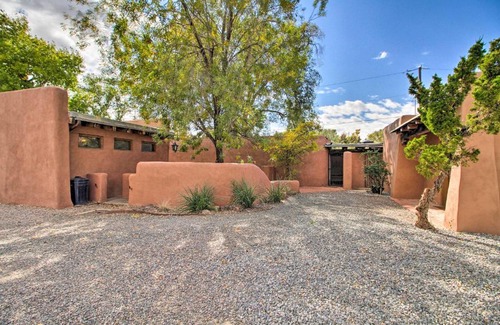 Los Ranchos de Albuquerque House | One-of-a-Kind Escape Close to Balloon Fiesta!