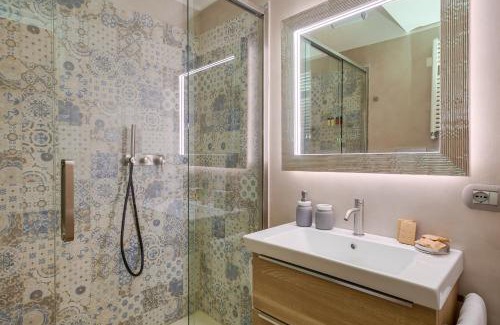 Esquilino Apartment | One & Only Buonarroti Suite