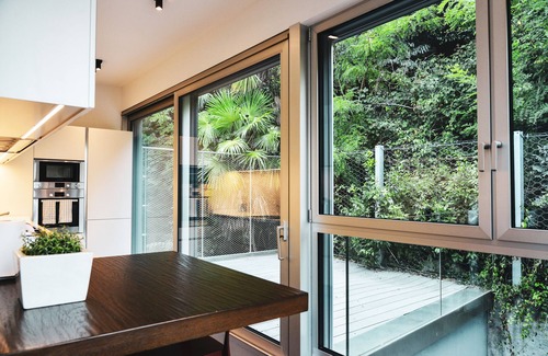 Melide Apartment | One & Only Lake View Penthouse No01