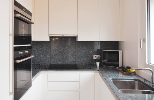 Bigogno Apartment | One & Only 🎖nassa Suite Apartment