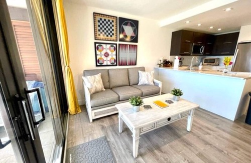 Red Hook Condo | One Particular Harbor - Marina, Walk to Beach