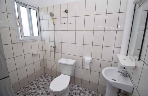 Douala House | One-room apartment, 5 minutes from the shopping center