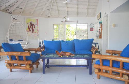 Silver Sands House | One Rythm-Beach Villa
