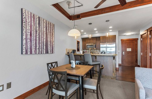 Peak 8 Condo | One Ski Hill Place Condo: Peak 8, Ski In/Out, Resort Amenities