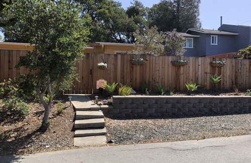 Lodge Hill House | One Story Cambria Ranch Style Home - 1 Bedroom - 1 Bath - 1 Full Kitchen