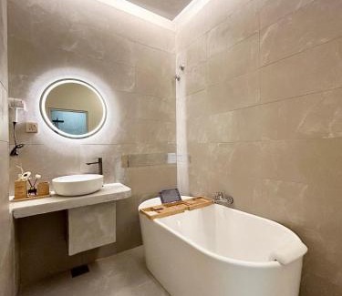 Chinatown Hotel | ONE18 Boutique Hotel