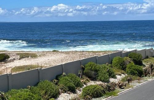 Hermanus Apartment | #One6Eight