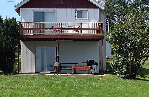 Central Square House | Oneida Lake Fishing, With a Game Room