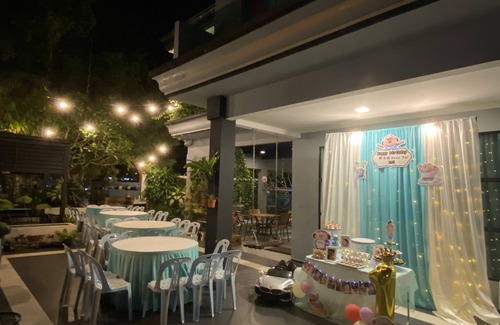 Bukit Indah Villa | OneRiimba Garden View Residence. Private Pool. Jacuzzi. Karaoke. 5mins Legoland