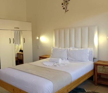 Windhoek West Bed & Breakfast | Onguti Guesthouse & Spa