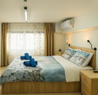 Neos Kosmos Apartment | Only 2 km to the ancient Greek Athenian Acropolis with metro&tram