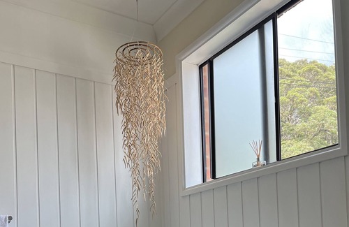 Central Coast House | Only 700m, 9 min walk to Terrigal Beach