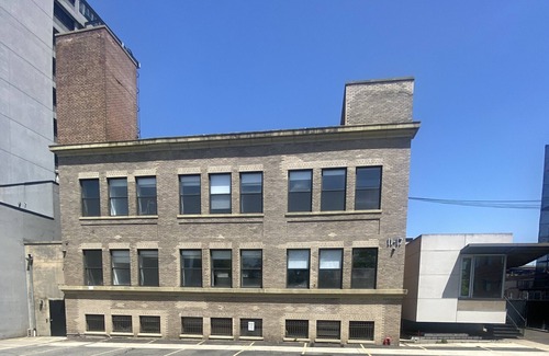 Queens House | Only Place Where Your Hotel Room Is the Whole Floor. All 8,675 Sq.Ft. 2BR/2BATH