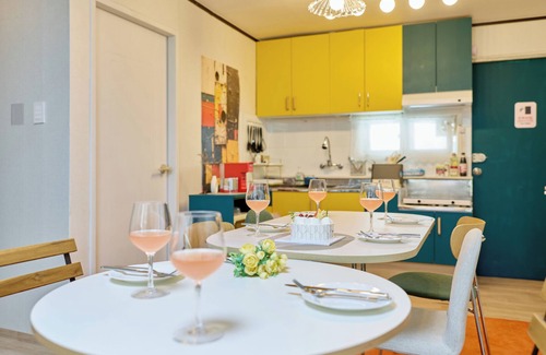 Paldal-gu House | Only Suwon l Beautiful and cozy stay l Family-sized l 10mins walk Subway l