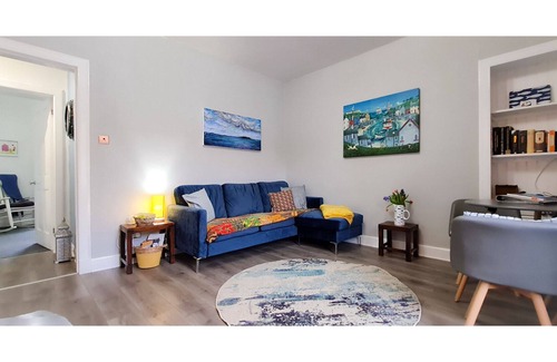 Anstruther Apartment | Only yards from the historic seafront: Bright, modern flat. Super dog friendly!