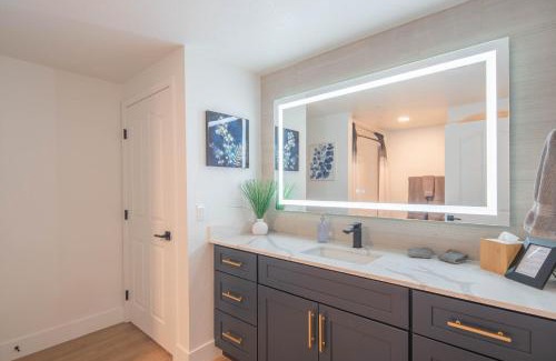 Kierland Apartment | Onsite Games-Resort Pool-Or Walk To Shops - Dine N268