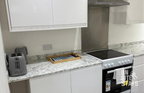 Welling House | OnSiteStays - 4 bedroom house with 2 bathrooms