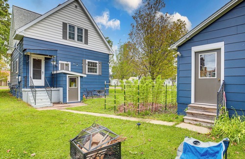 Ontonagon Cottage | Ontonagon Home w/Fire Pit - Steps to Beach!