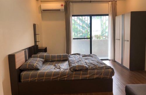 Betong Apartment | ONYX Café & Hostel
