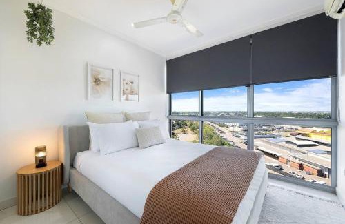 Darwin City Centre Apartment | 'Opal of Darwin' Breezy Living Atop Blue Horizons