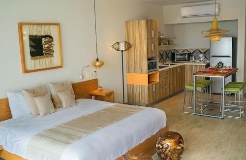 Gonzalo Guerrero House | Opal Suites Apartments