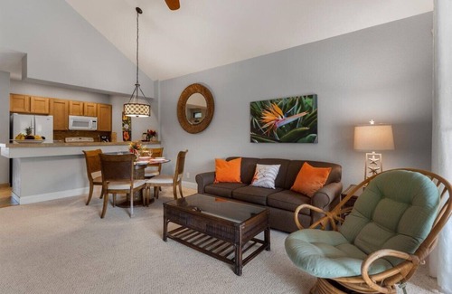Wailea Condo | Open, airy condo with peaceful private lanai views