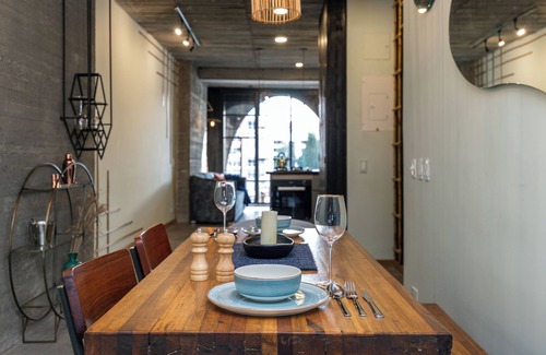 Astorga Apartment | Open Concept Loft @ Nido Sky: Unit 3