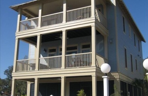 Steinhatchee House | Open for the Holiday! Seacrest Cottage - Steinhatchee Landing -Private Boat Slip