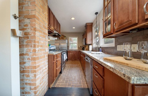 Grand Junction House | Open modern home near downtown w/2 king beds